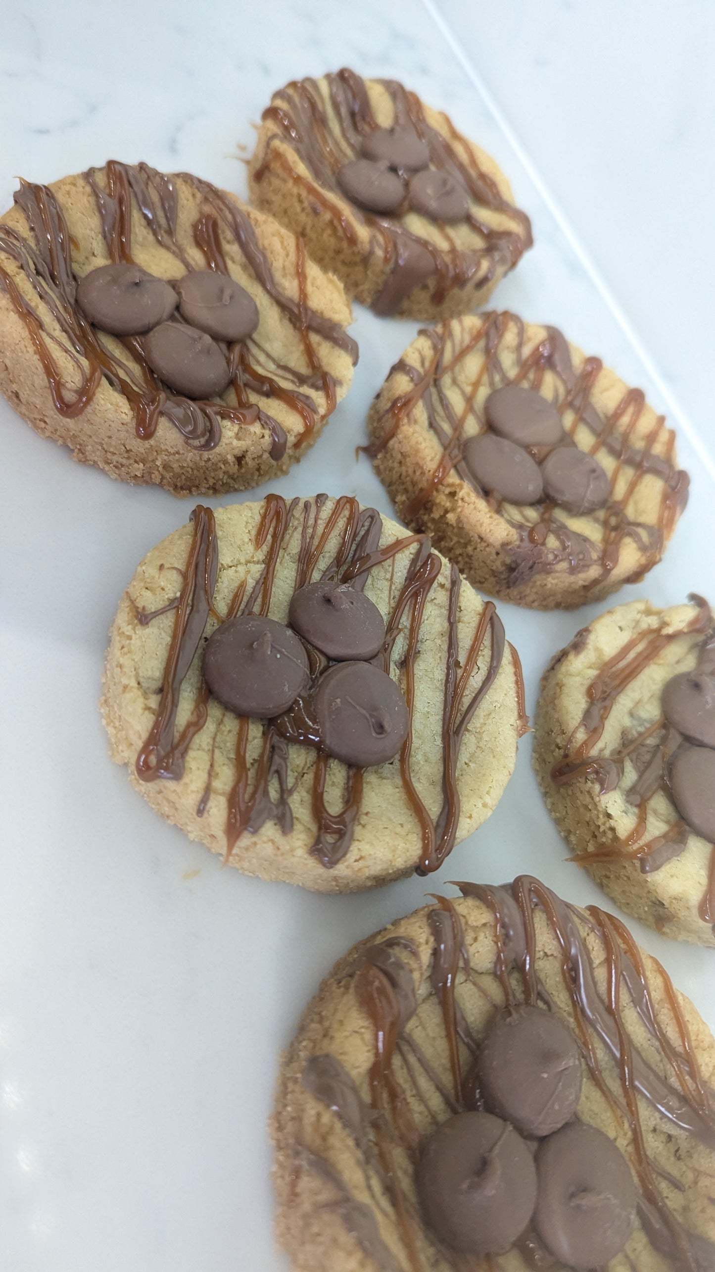 GLUTEN FREE Deep Pan Caramel Nibbles Cookie