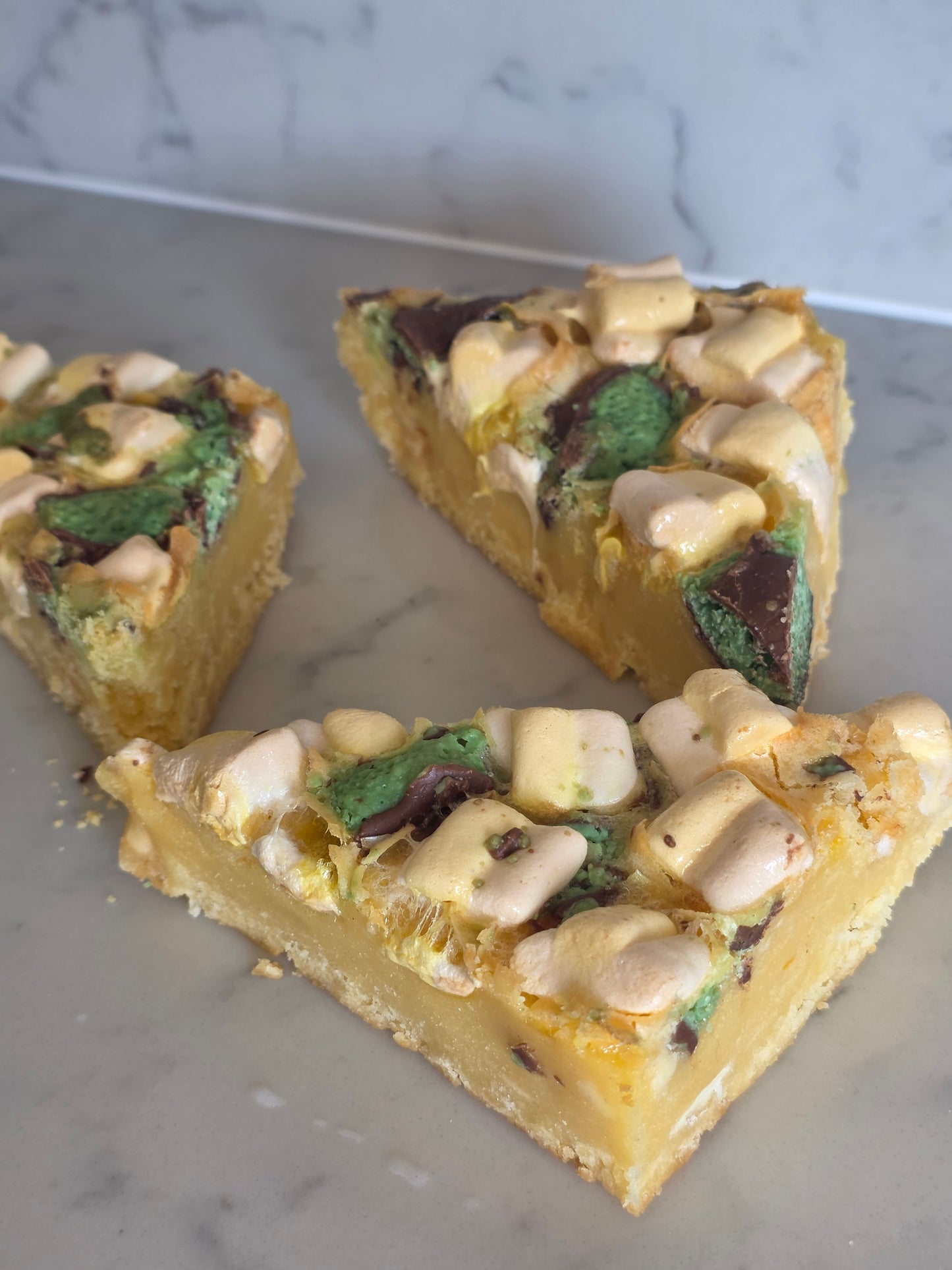 GLUTEN FREE - Mint and Popcorn Marshmallow Blondie