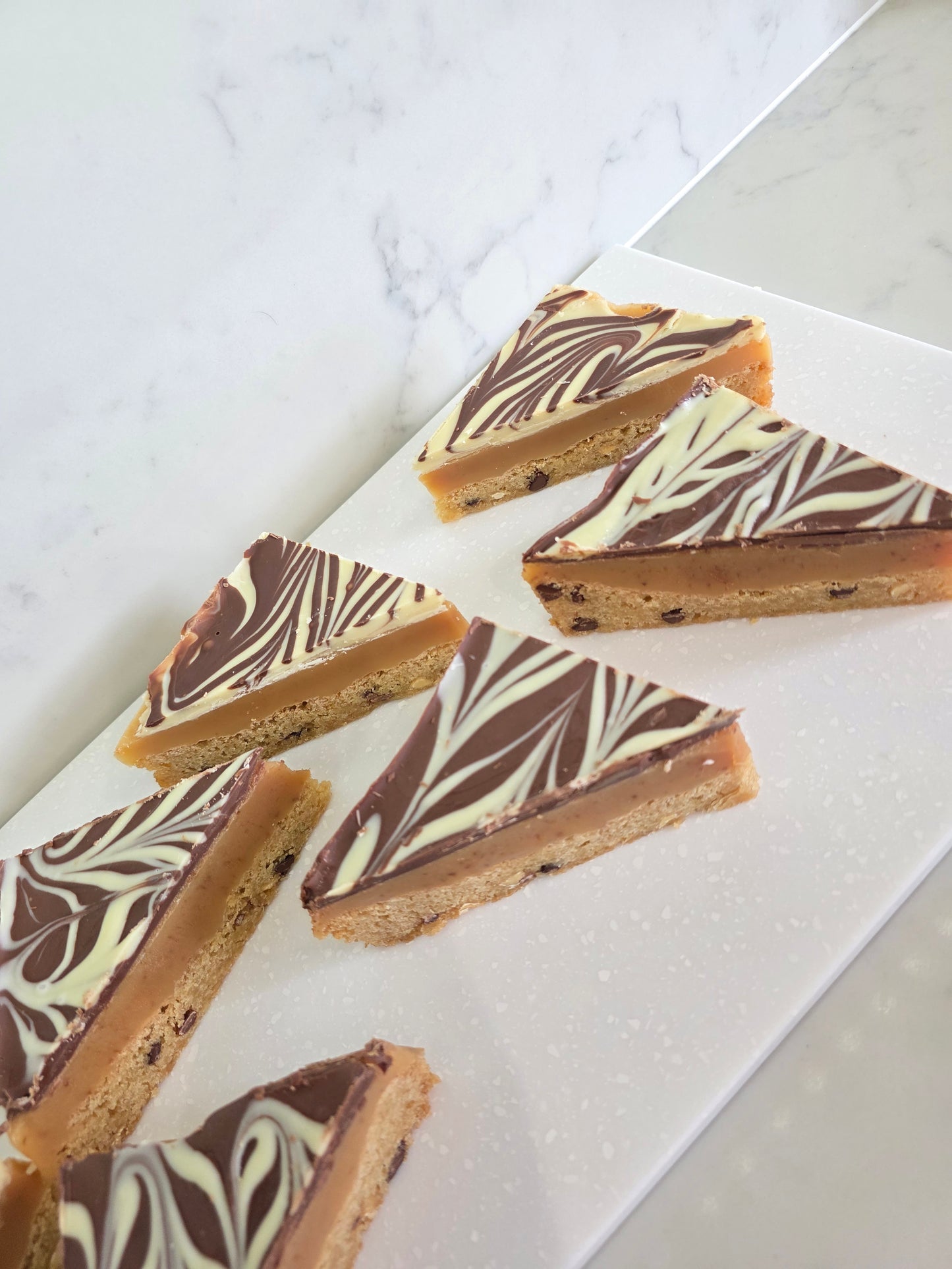 GLUTEN FREE Millionaire with a Cookie Base