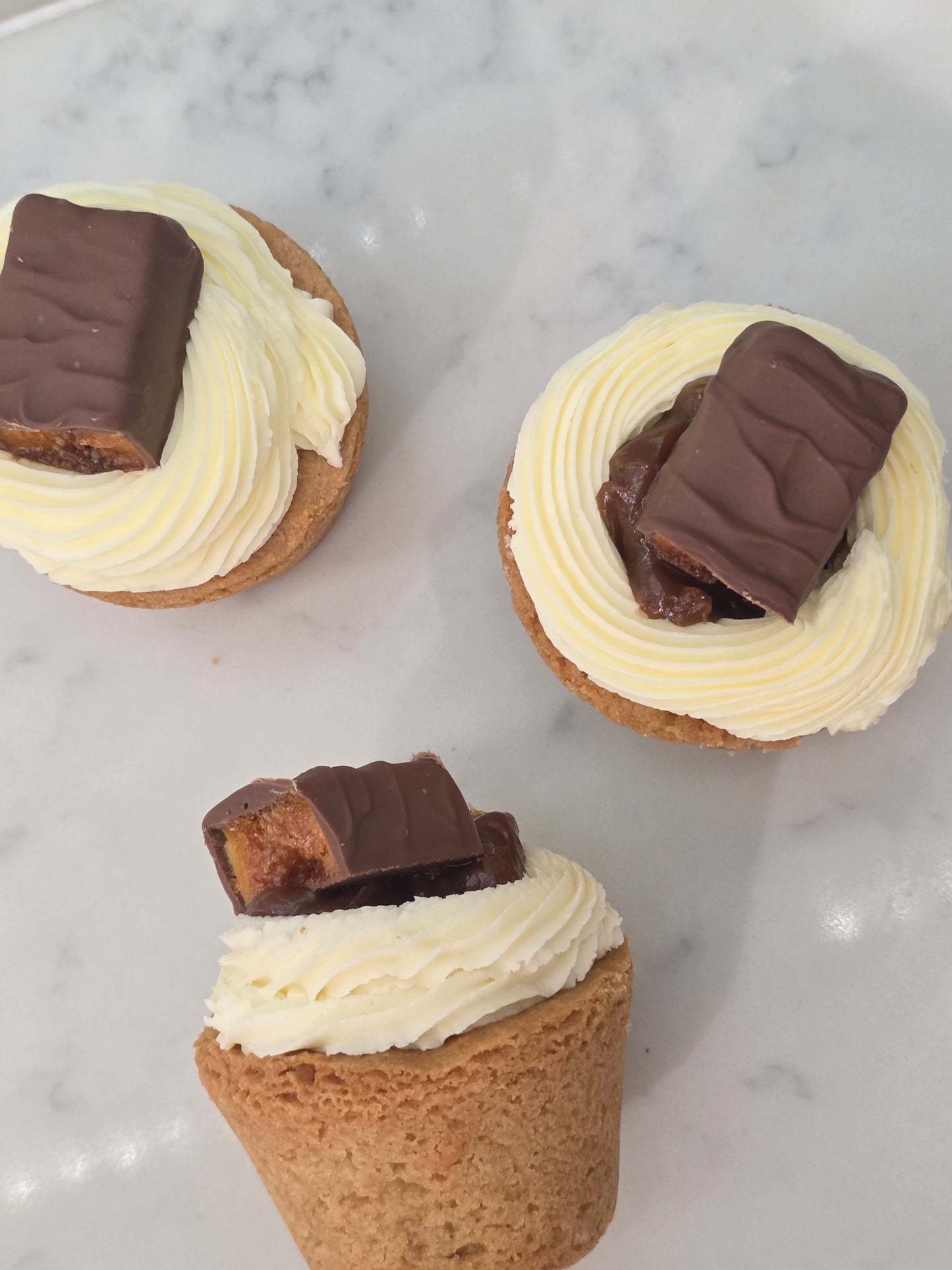 GLUTEN FREE Crunchie with Caramel Cookie Cup