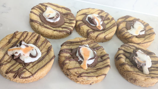 GLUTEN FREE Deep Pan Creme Egg Cookie