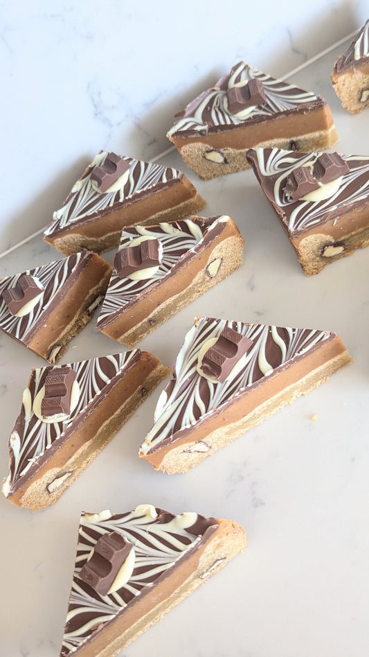 GLUTEN FREE Millionaire with a Cookie Base