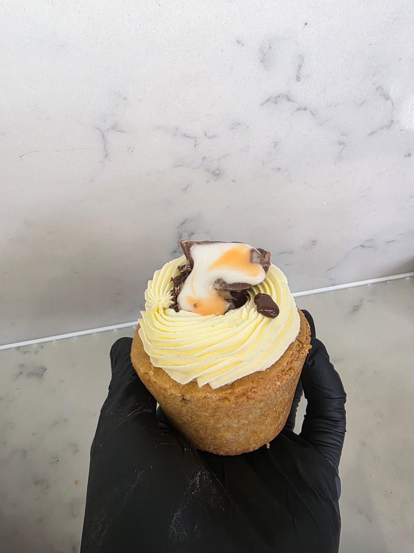 GLUTEN FREE Creme Egg Nutella Cookie Cups