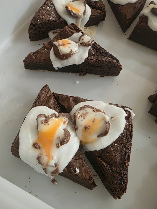 GLUTEN FREE Creme Egg Brownie