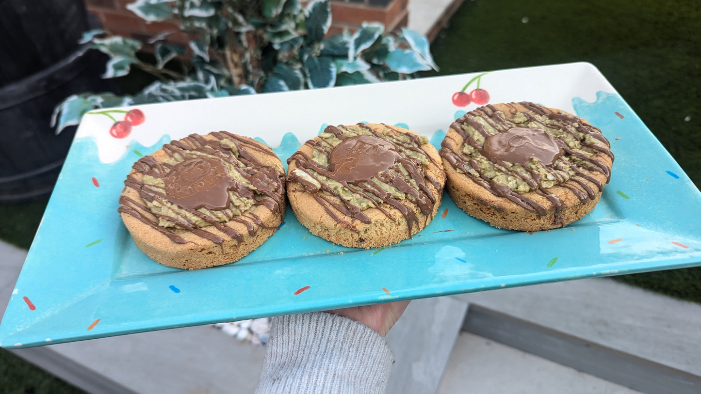 GLUTEN FREE Deep Pan Dubai Chocolate Cookie