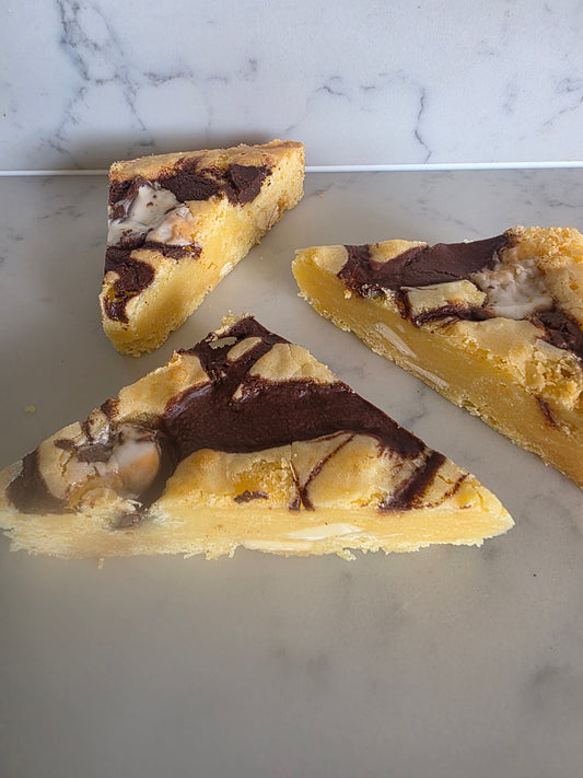 GLUTEN FREE - Cadbury Creme Egg and Nutella Blondie
