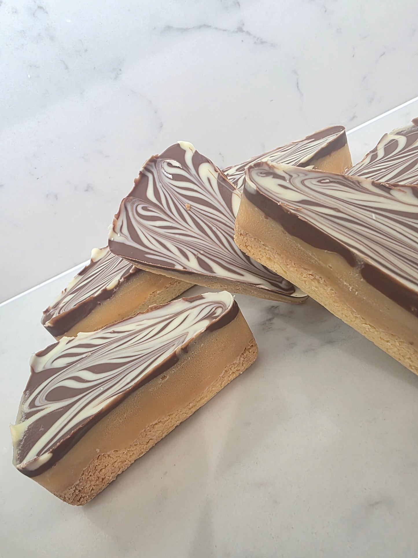 GLUTEN FREE Millionaire Shortbread Slice