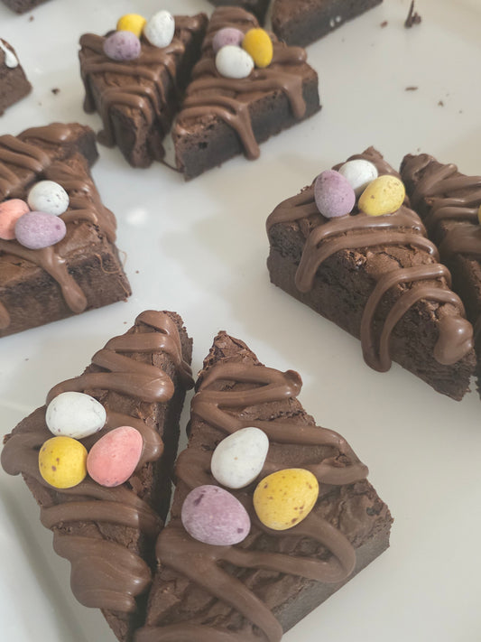GLUTEN FREE Mini Egg Brownie