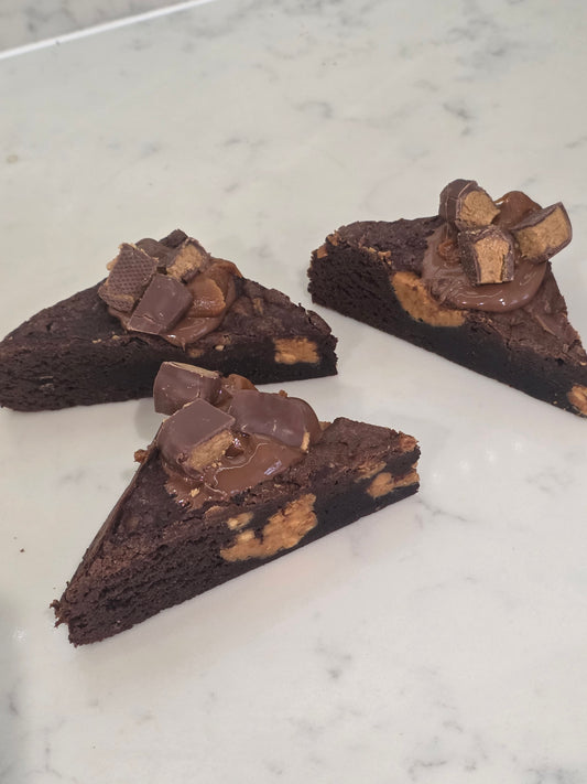 GLUTEN FREE Reeses Brownie