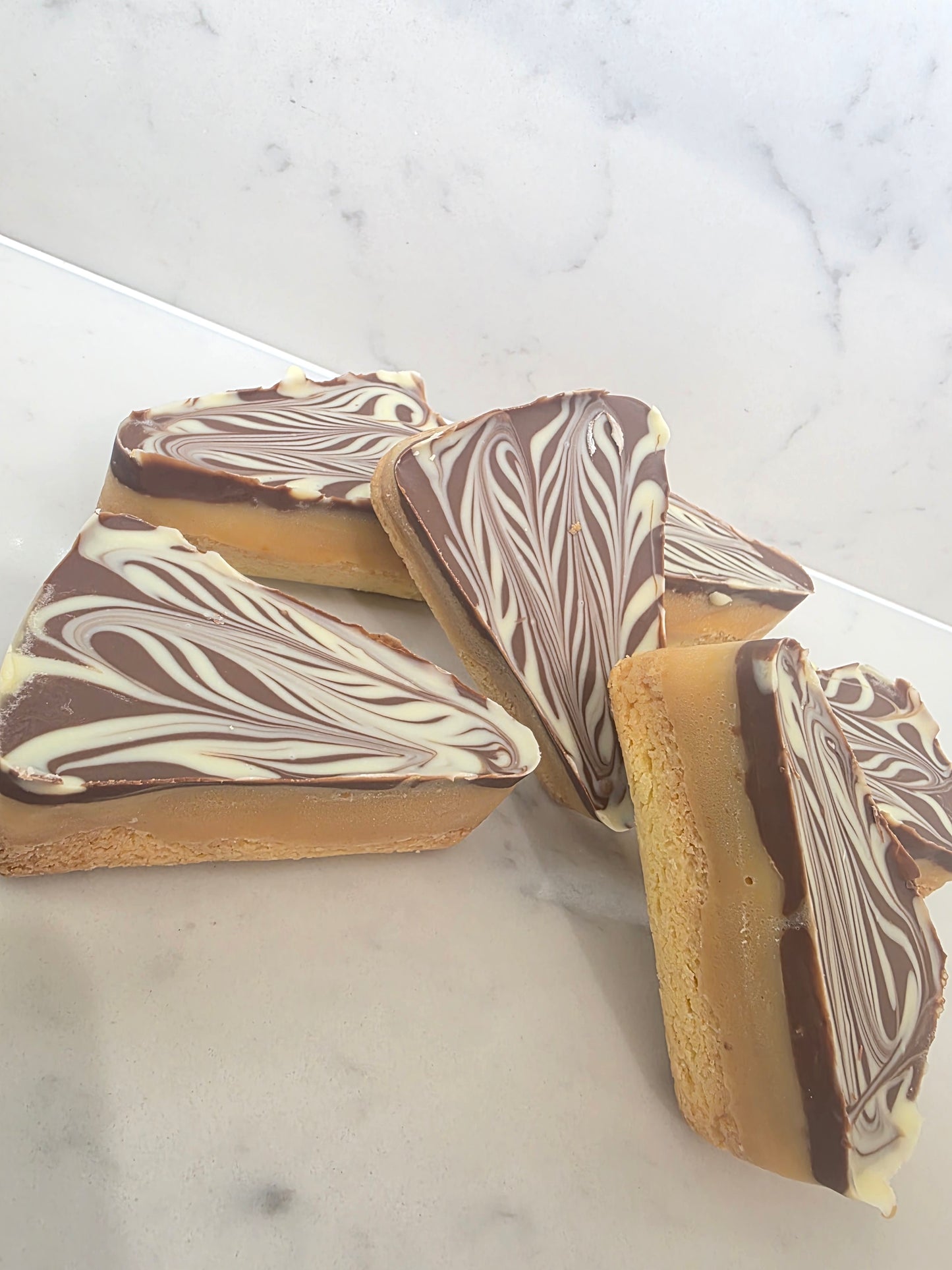 GLUTEN FREE Millionaire Shortbread Slice